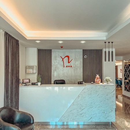 Hotel Neon 티미쇼아라 외부 사진